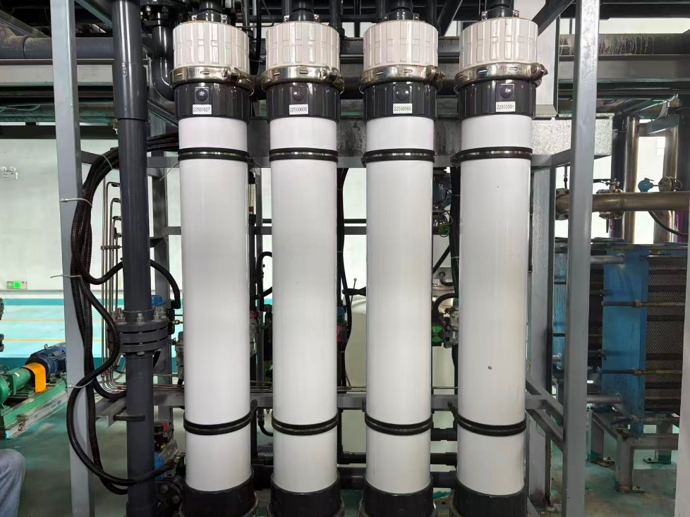 electrodialysis device